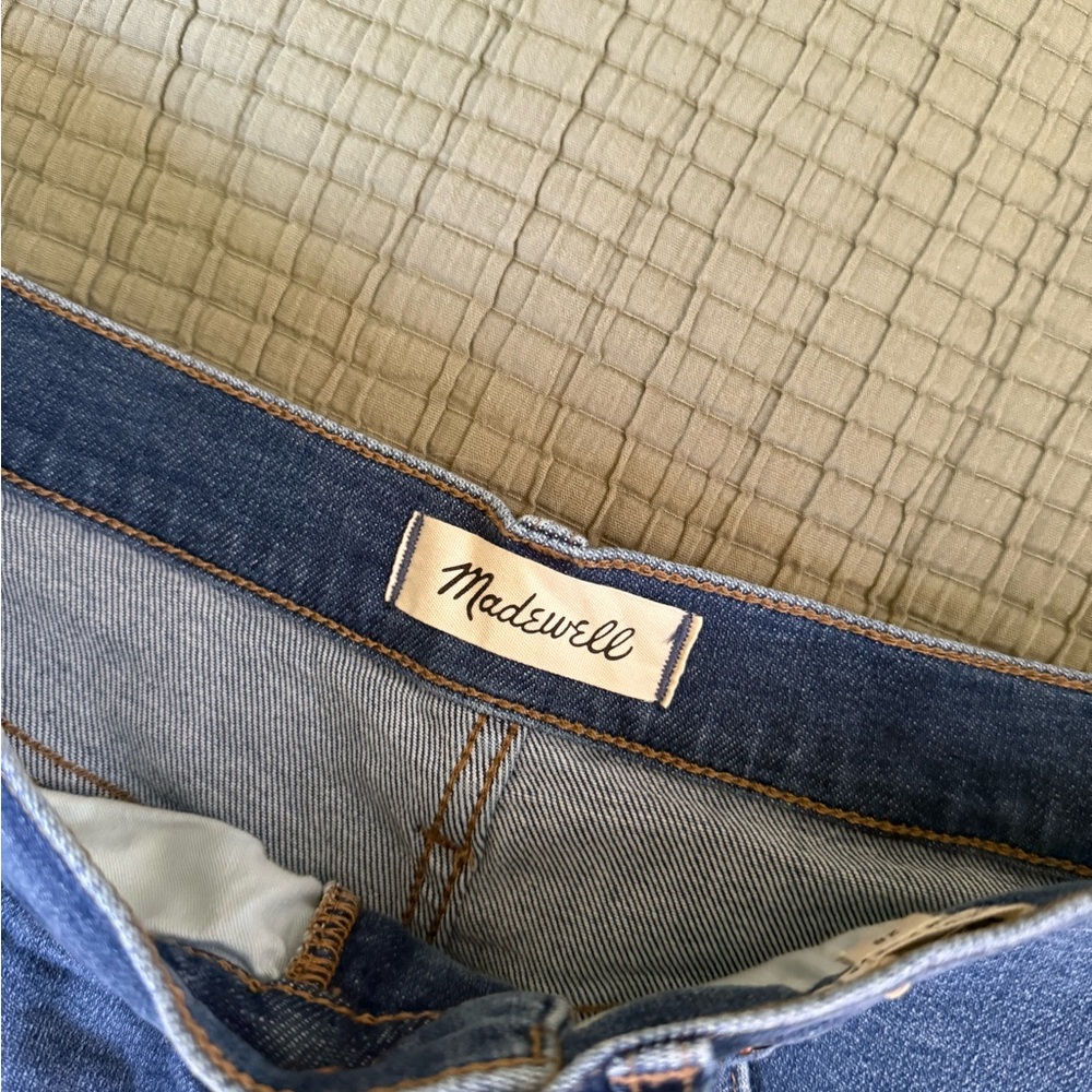 Madewell High Rise Denim Short Size 28 - Picture 4 of 4